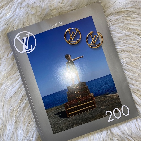 💎 Fashion Lux Hoop Earrings 💎 - Picture 3 of 5